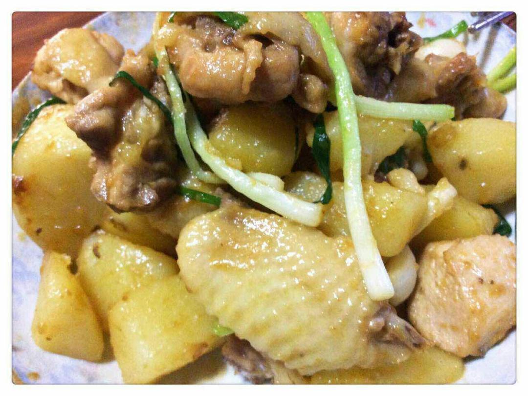 鸡肉焖土豆（简单家常菜）的做法