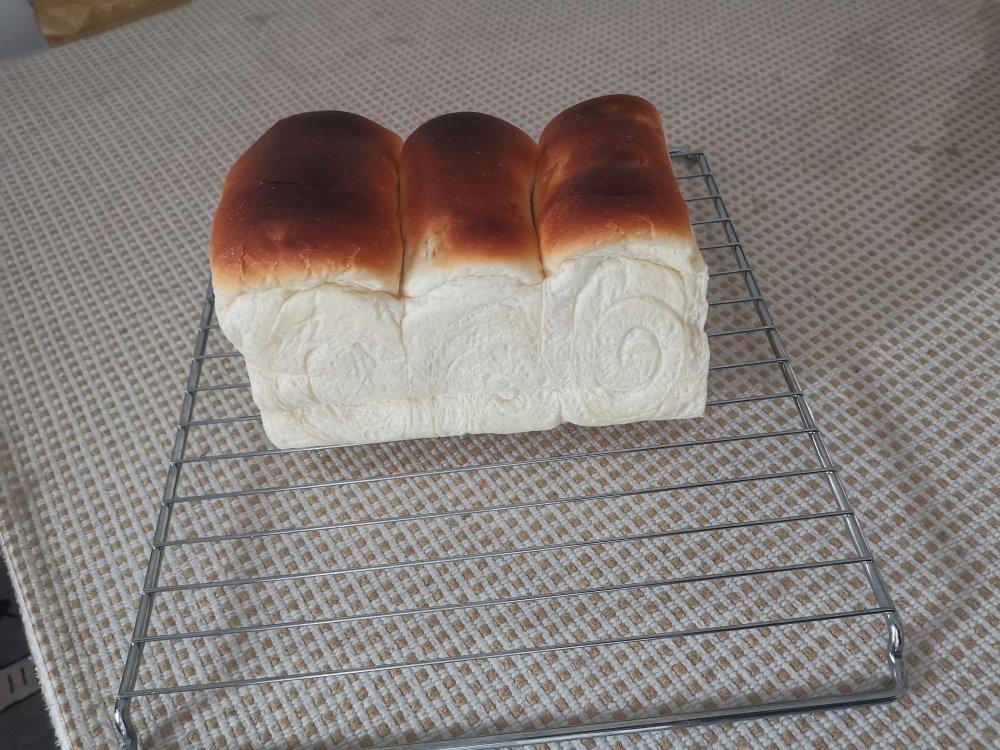 200%波兰种一夜熟成醇奶吐司