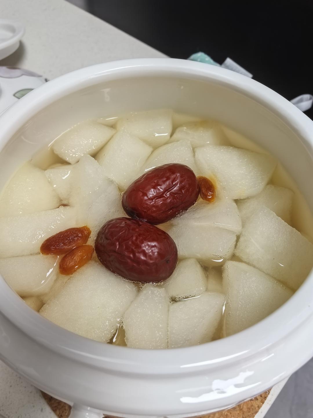 天冷的时候来上一份-炖盅蒸梨