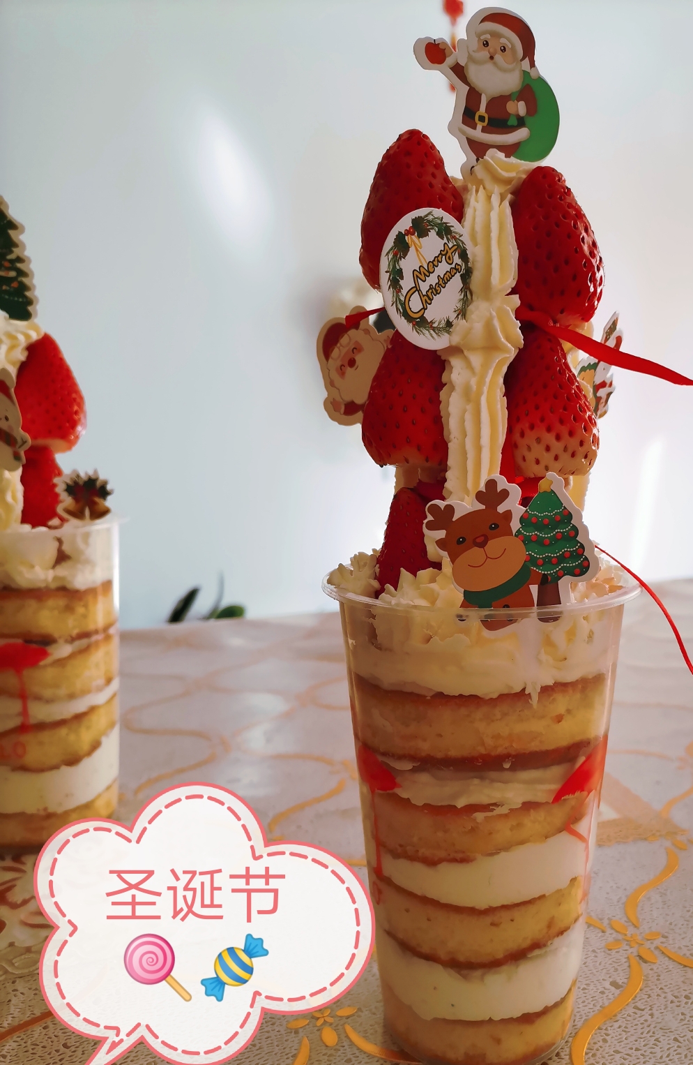 私房一看就会的网红甜品圣诞草莓塔超简单
