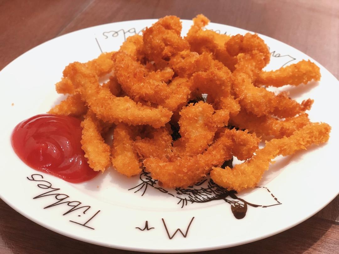 小时候路边摊的炸鸡柳🍿记忆中的香味儿😌