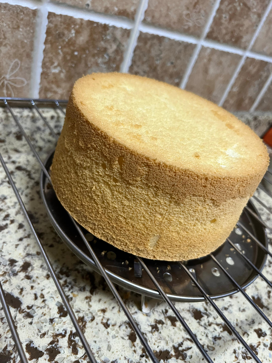 六寸戚风蛋糕(掌握这几点，做戚风就跟煮米饭一样简单)