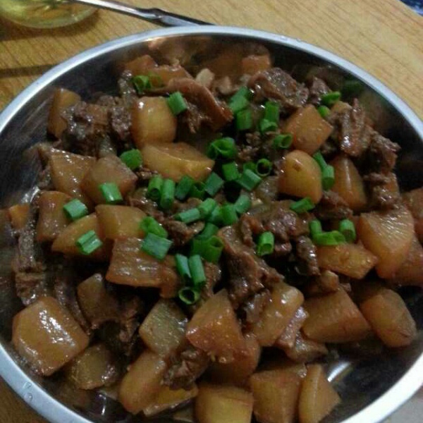 萝卜炖牛腩