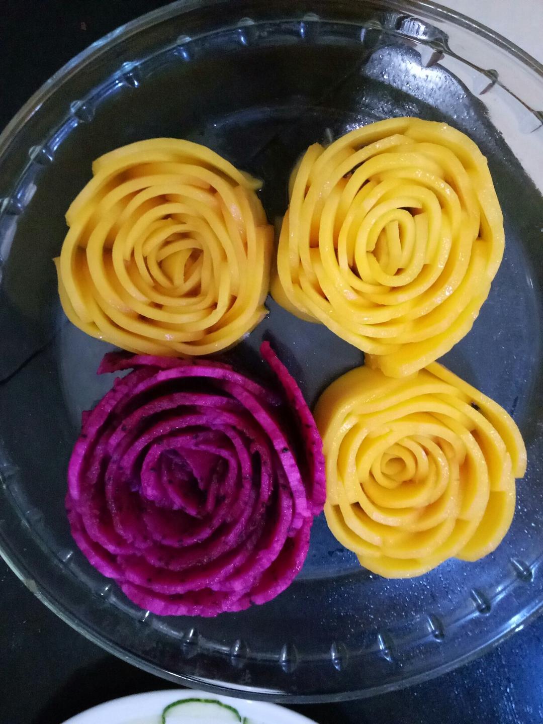 火龙果玫瑰花