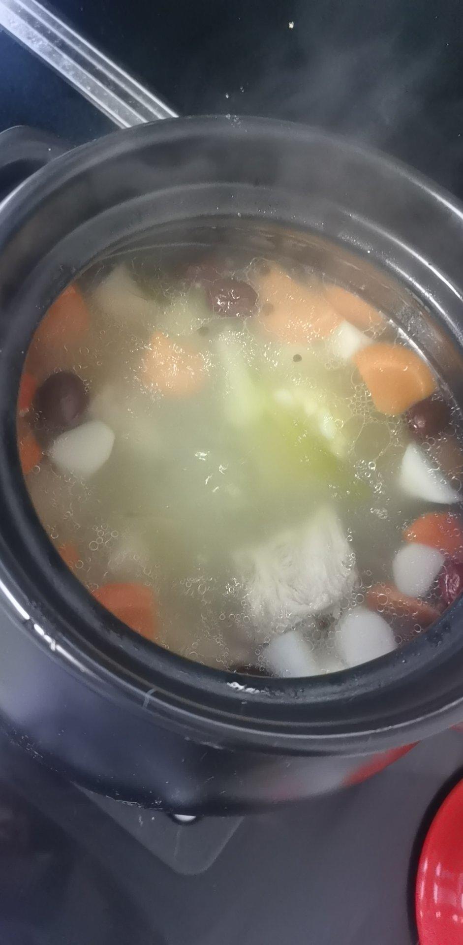 连吃三碗的玉米山药排骨汤