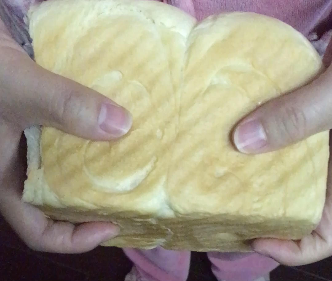 纯奶手撕吐司