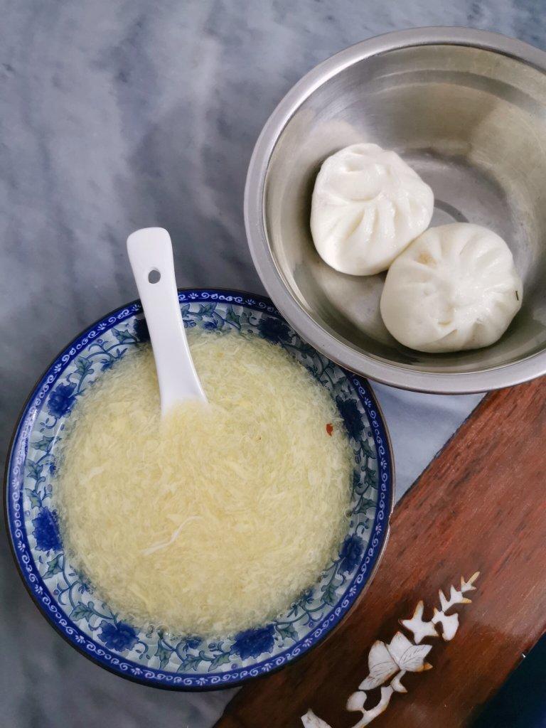 一碗漂亮又鲜嫩无比的基础蛋花汤