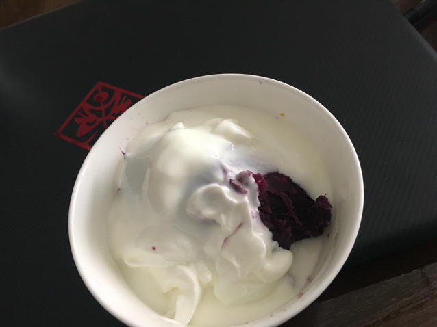 酸奶紫薯泥