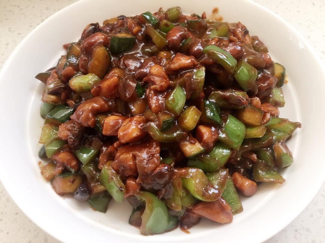 堂妈教你做酱爆桃仁鸡丁