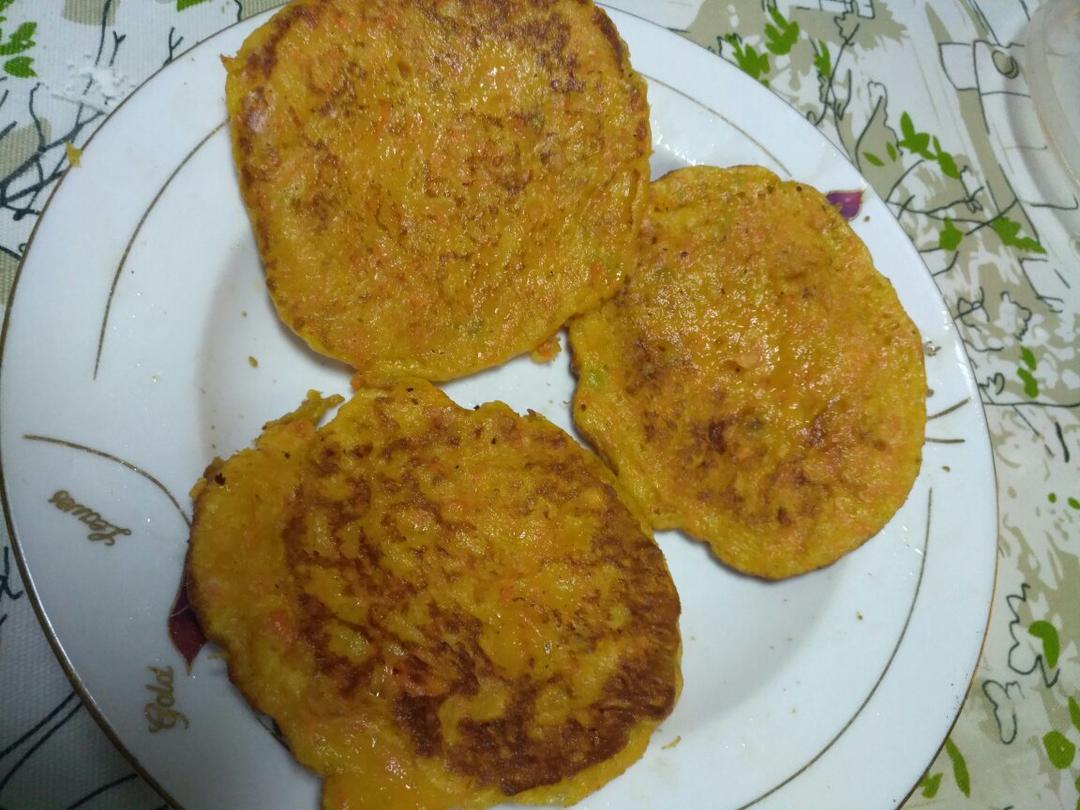 胡萝卜鸡蛋饼