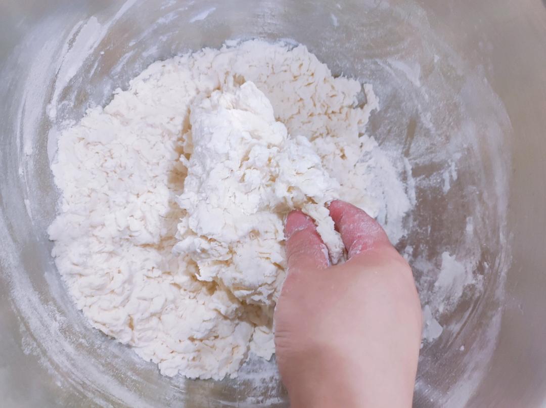 韭菜盒子【3月北鼎珐琅铸铁锅食谱】