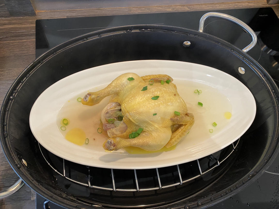 清蒸童子鸡-感觉身体被掏空？三伏天吃个童子鸡补一补！