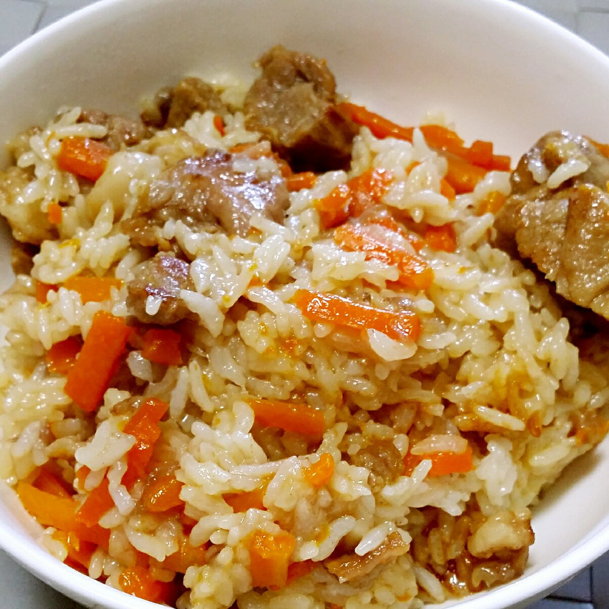 叶小桃酱做的正宗新疆手抓饭