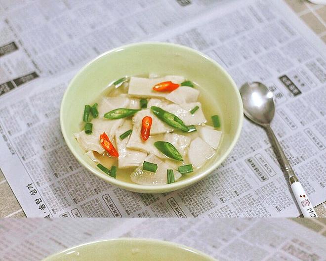 어묵국 韩国鱼糕汤的做法