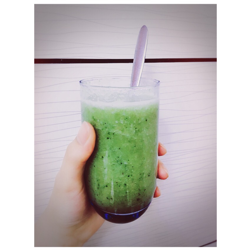 香蕉黄瓜汁    ＃水果一箩筐＃