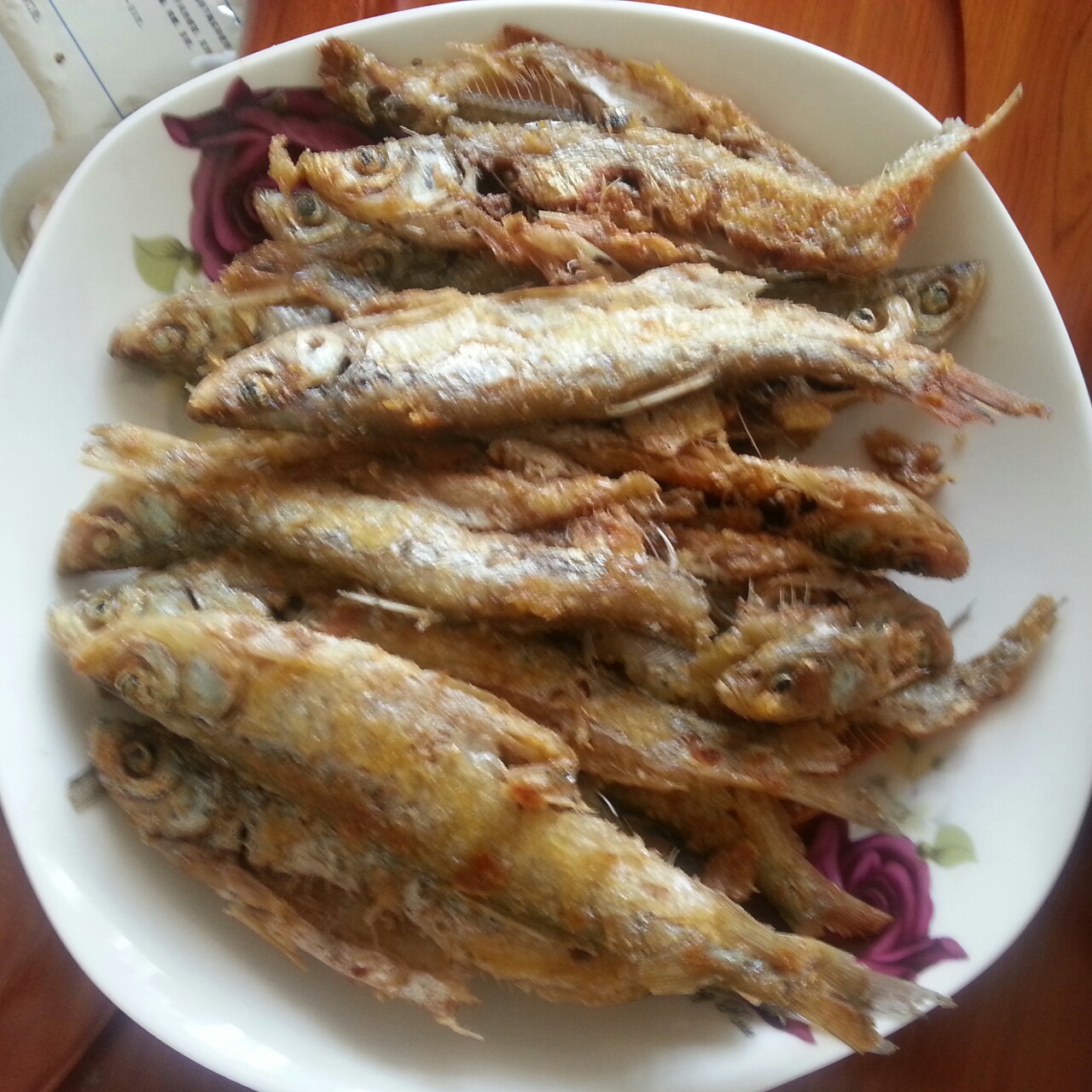酥炸小白鱼