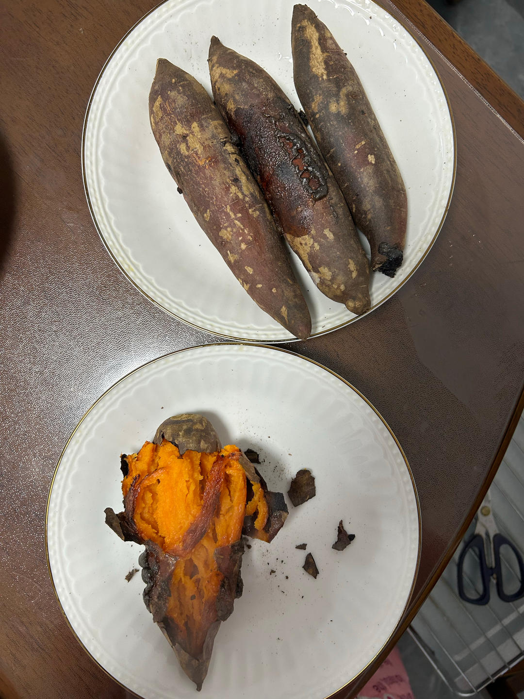 【糯唧唧的烤红薯】糖油四溢皮肉分离外糯里嫩吸溜着吃！