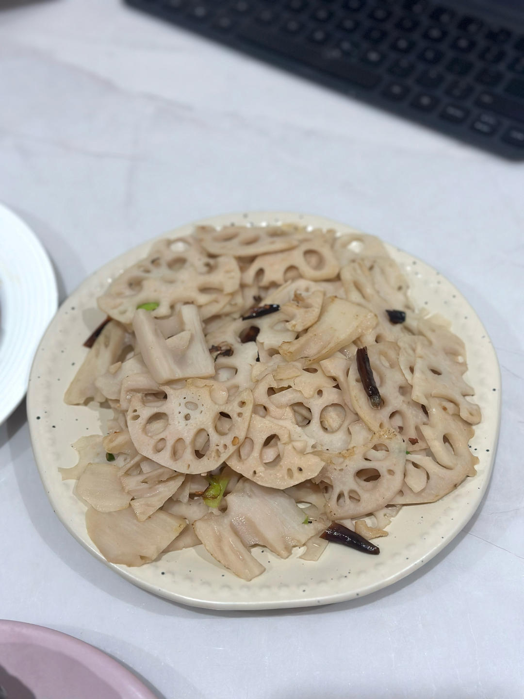 怎么炒，炒出来不发黑的香脆炒藕片