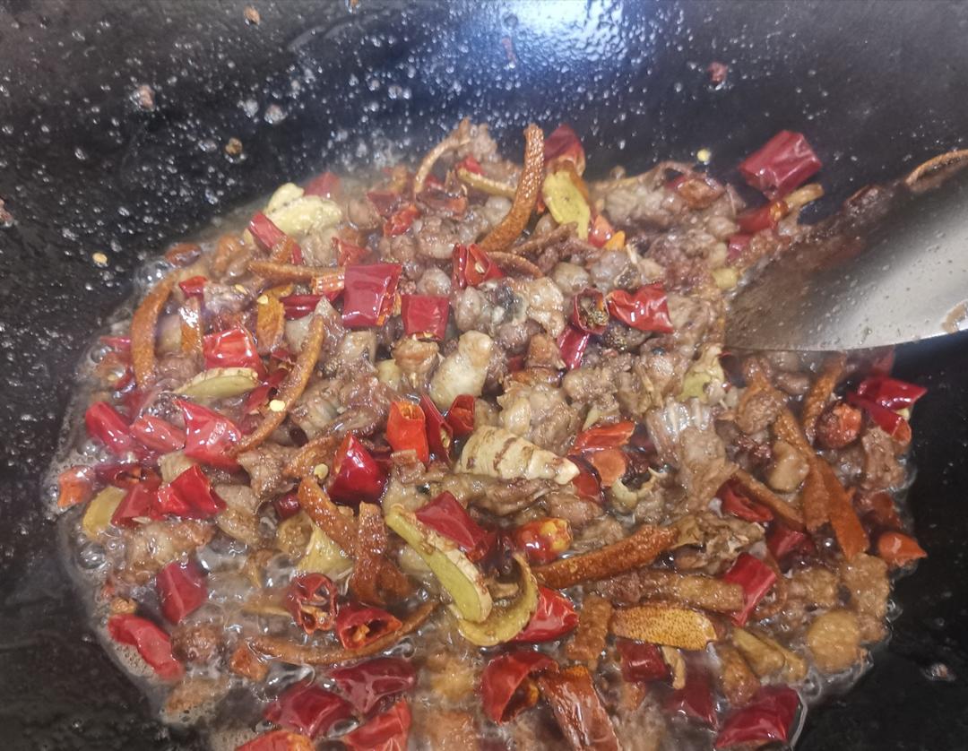 橙皮兔  冷吃兔
（目前为止做过最好吃的！）