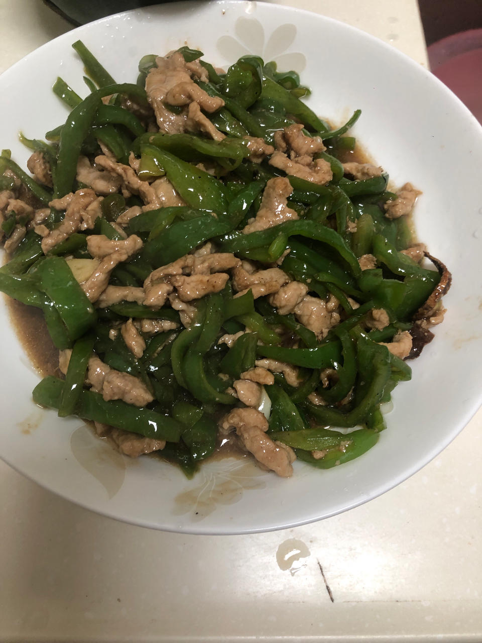 青椒肉丝，这样炒太好吃了。