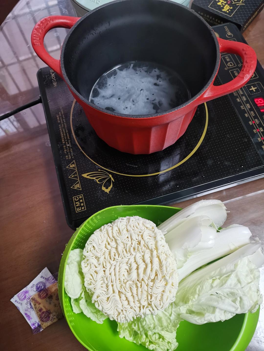 板栗老鸭汤【11月北鼎蒸炖锅食谱】