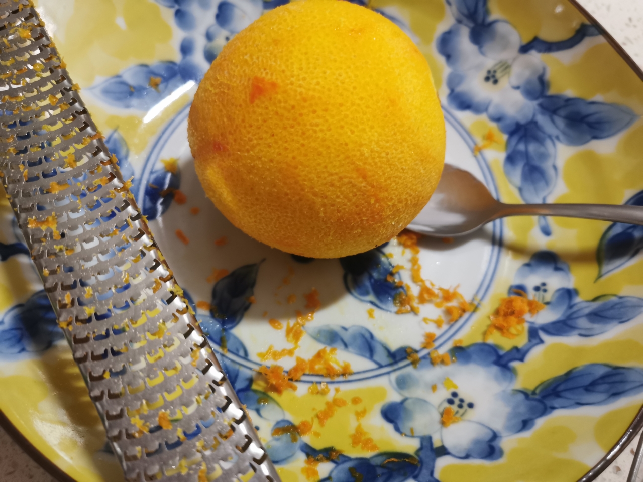 橙香酸奶戚风的做法 步骤1