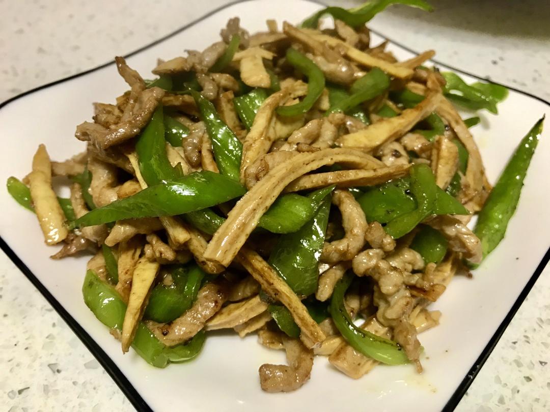 我会做菜啦做的豆筋青椒肉丝