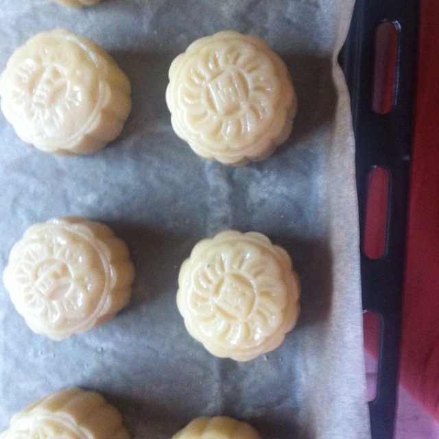 广式豆沙月饼