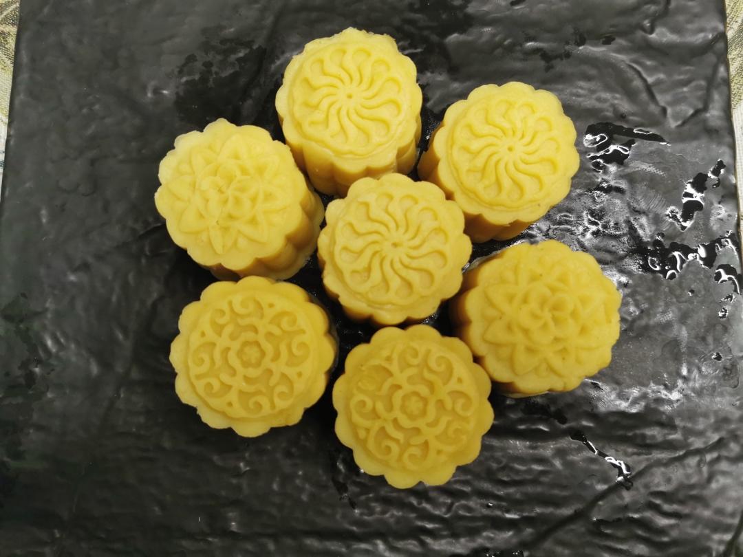 融在舌尖的奶香绿豆糕