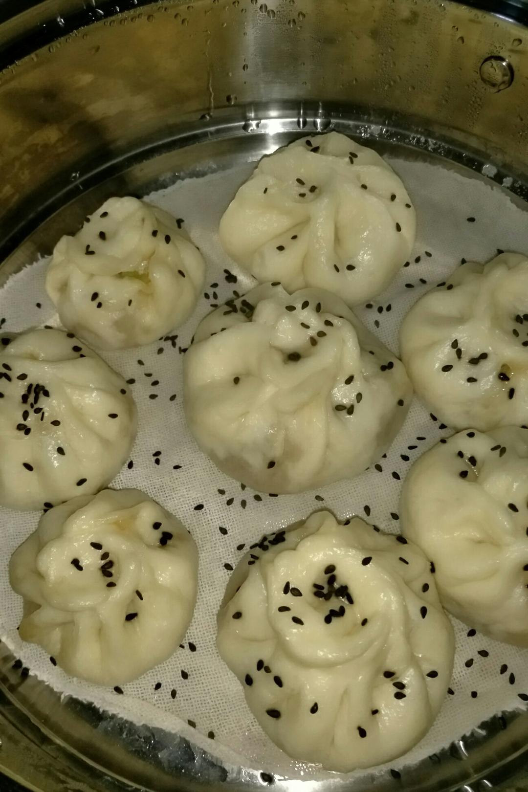 鲜肉包子