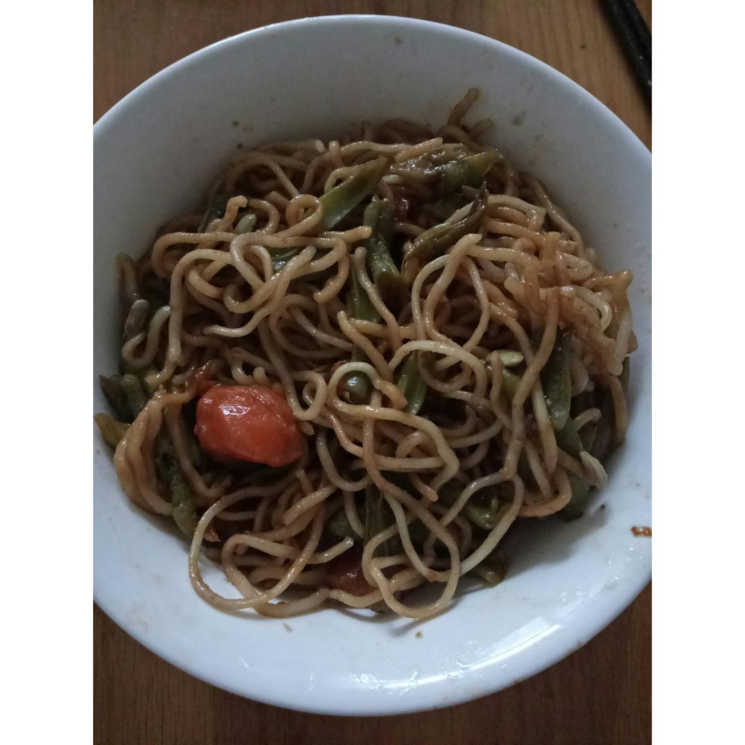 【豆角焖面】