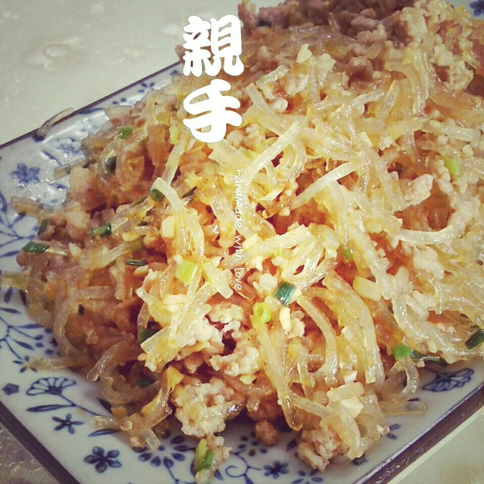 蚂蚁上树