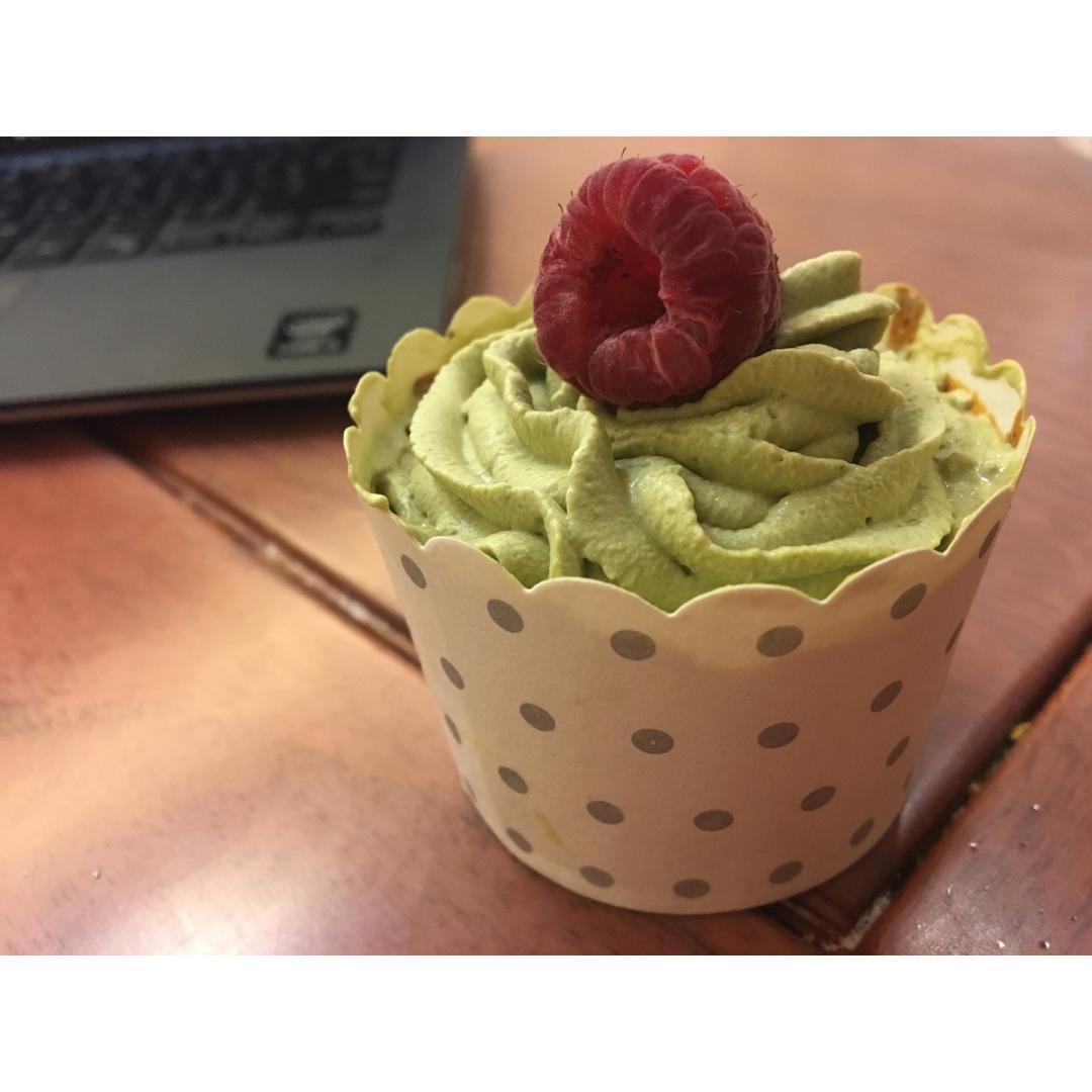 鲜奶油戚风杯子蛋糕（纸杯蛋糕）