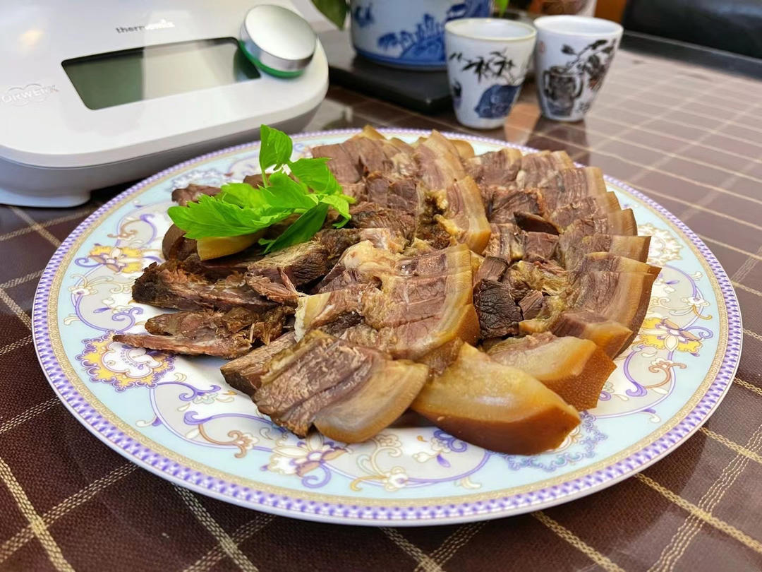 卤五香牛肉