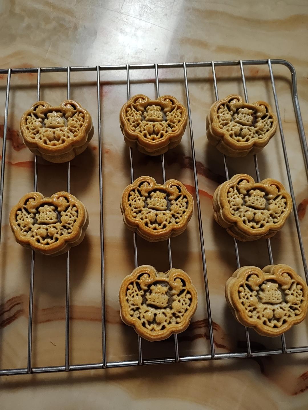 广式莲蓉蛋黄月饼/久吃不厌的经典组合