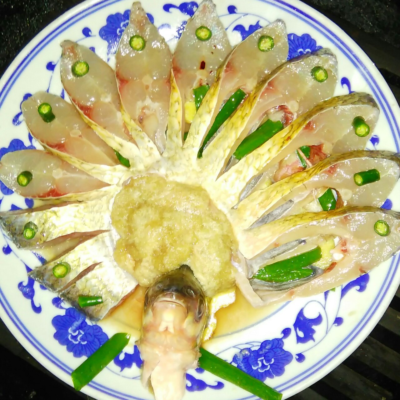 孔雀开屏清蒸鱼