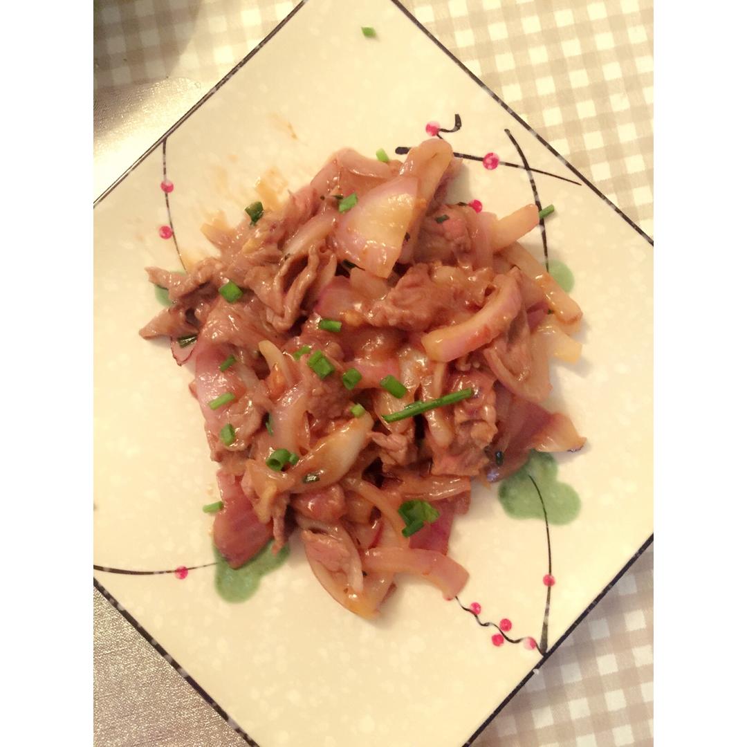 洋葱炒牛肉