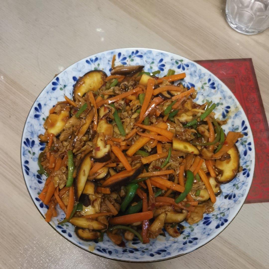 米饭🍚杀手鱼香鸡丝         （减脂期也可以吃）