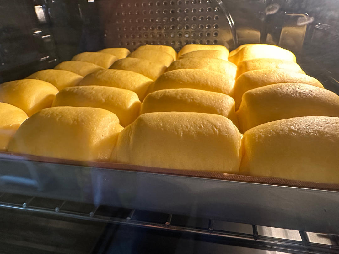 淡奶油小方包                          （快手一次发酵）