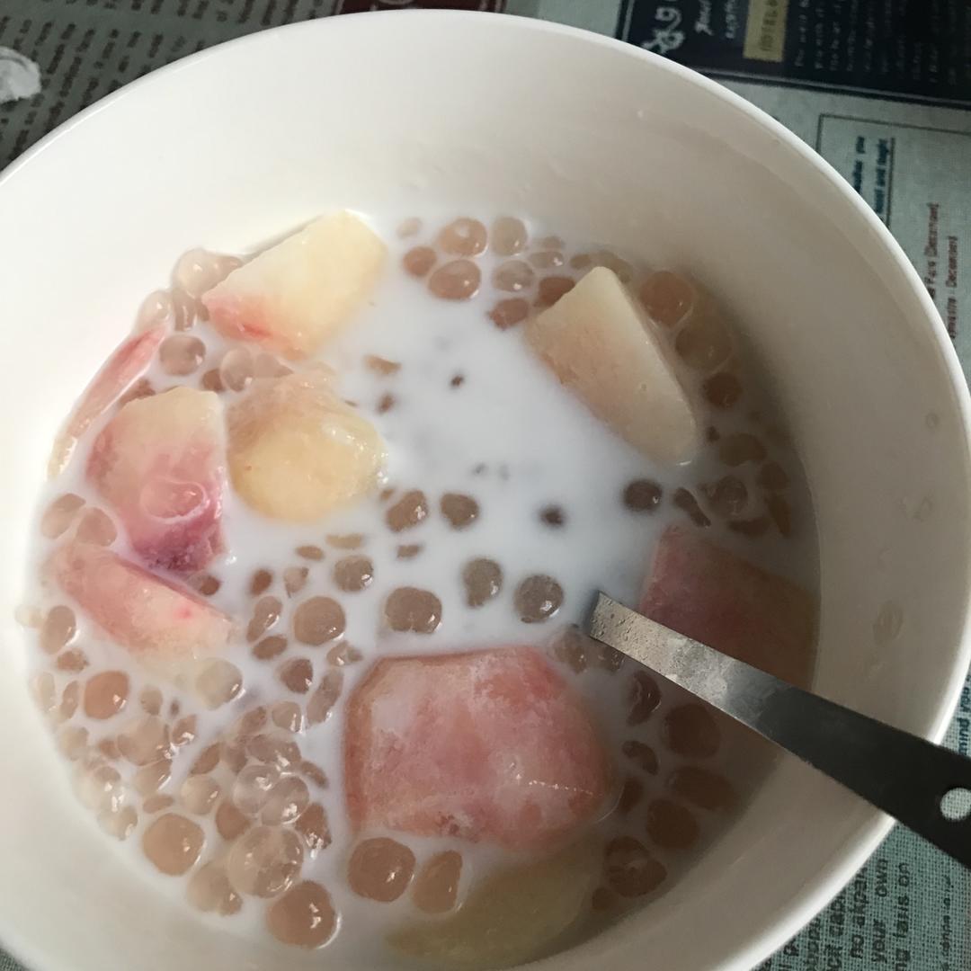 黄桃西米露。