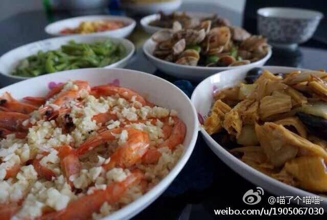 蒜蓉粉丝蒸大虾