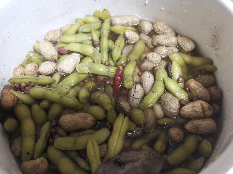 鲜香入味的五香煮花生