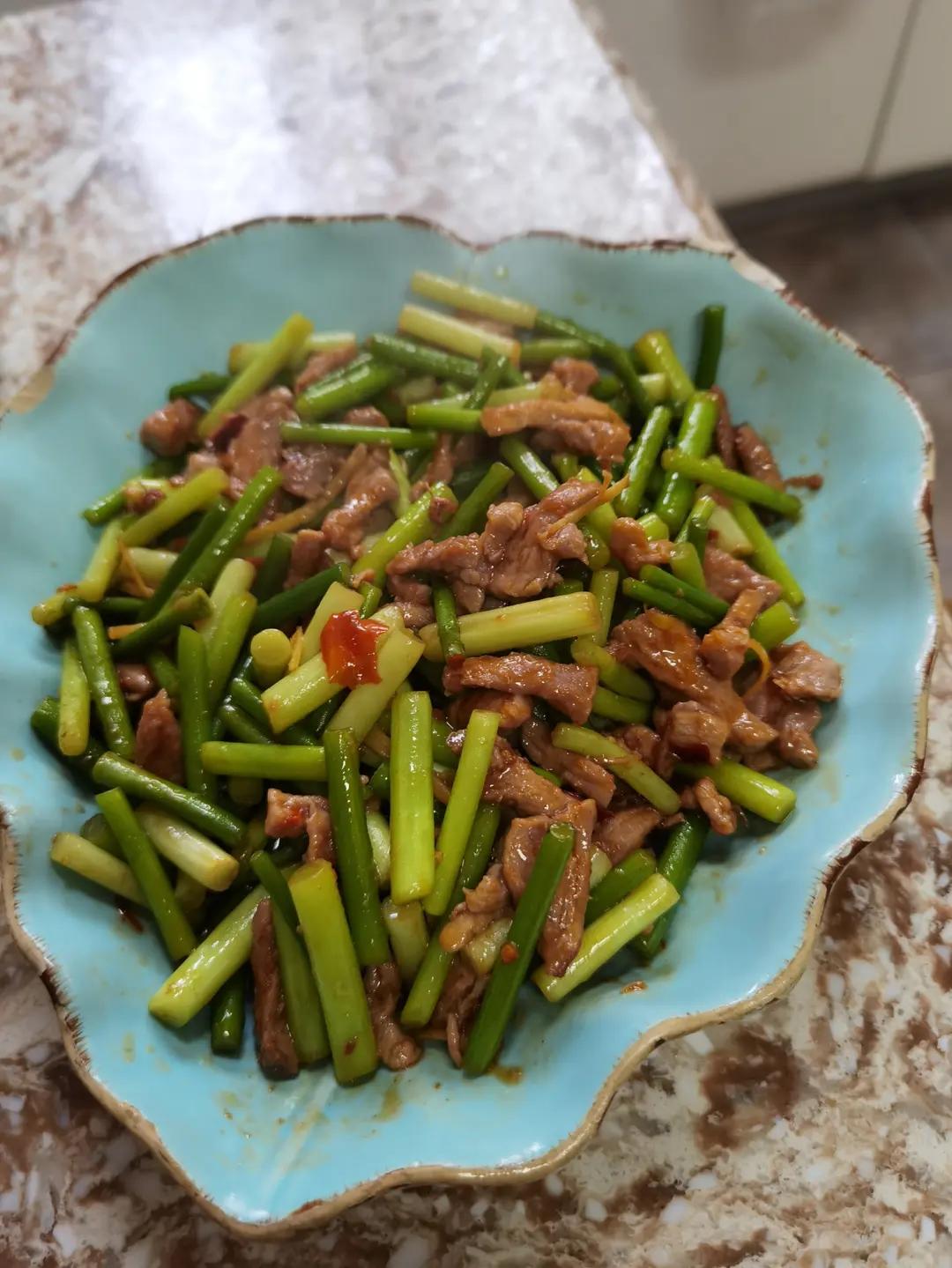 蒜薹炒肉丝