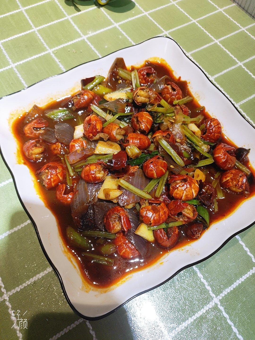 香辣小龙虾-超详细处理干净步骤！