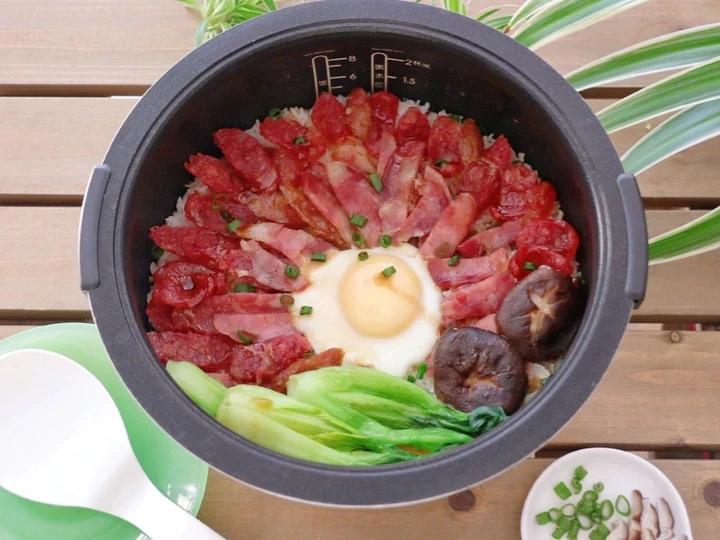 懒人一锅出～双拼腊味煲仔饭