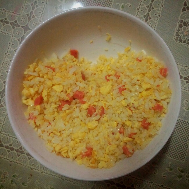 黄金火腿肠蛋炒饭