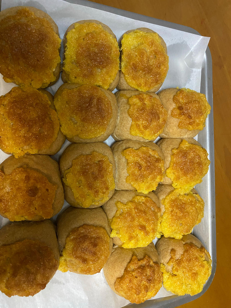 一次发酵❗️超简单椰蓉小餐包❗️又香又软，好吃哭～