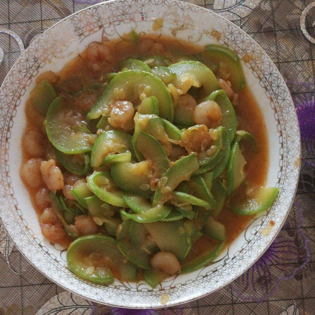 西葫芦炒虾仁
