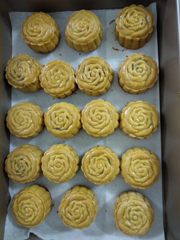 广式月饼—蛋黄冬翅月饼