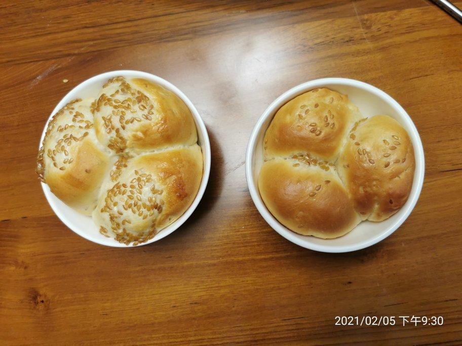 炼乳奶酪花朵面包